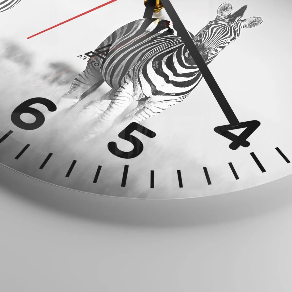 Ceas de perete - Ceas pe sticlă - Și totuși lumea e albă și neagră - 30x30 cm