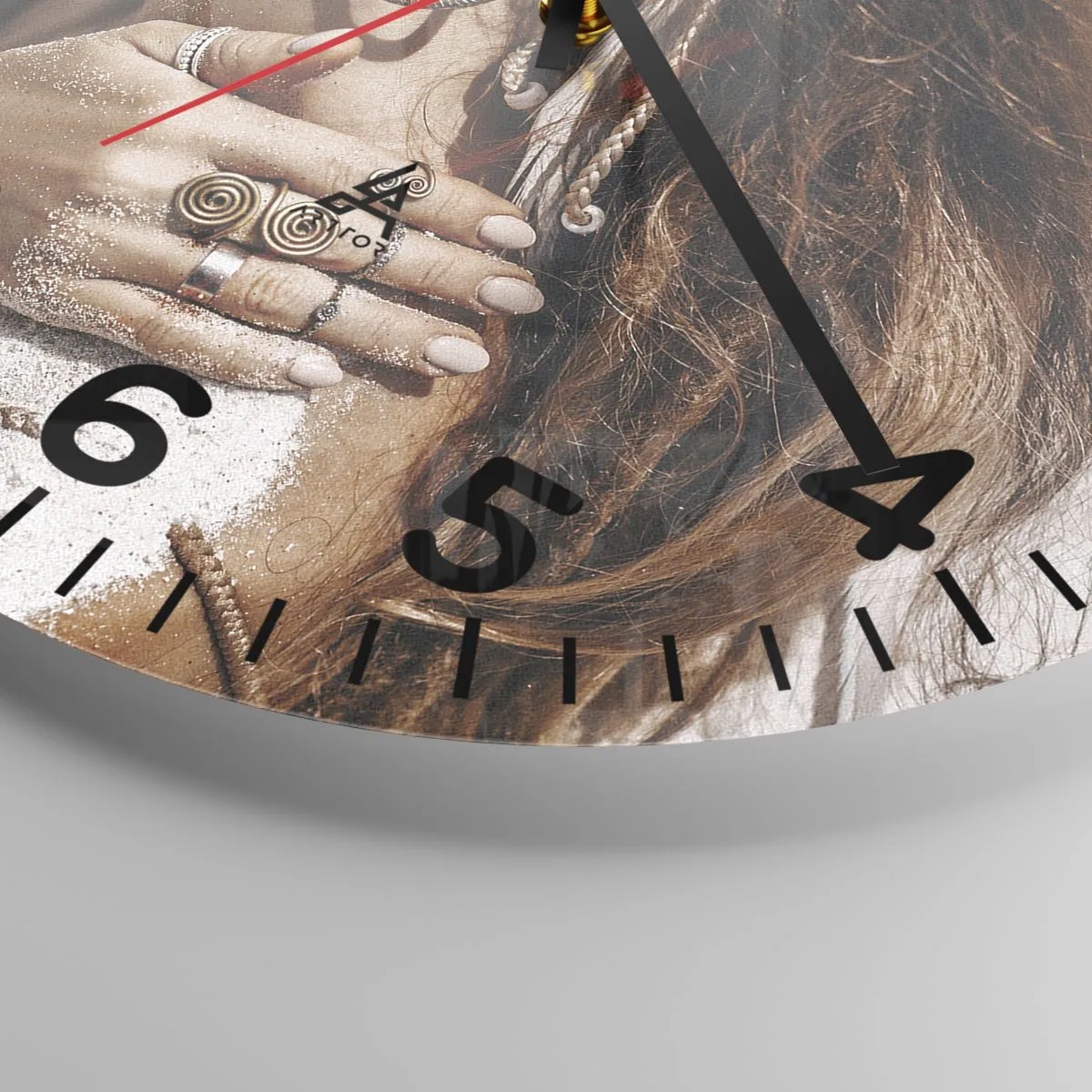 Wall clock - Clock on glass - Queen of a Wild Beach - 40x40 cm