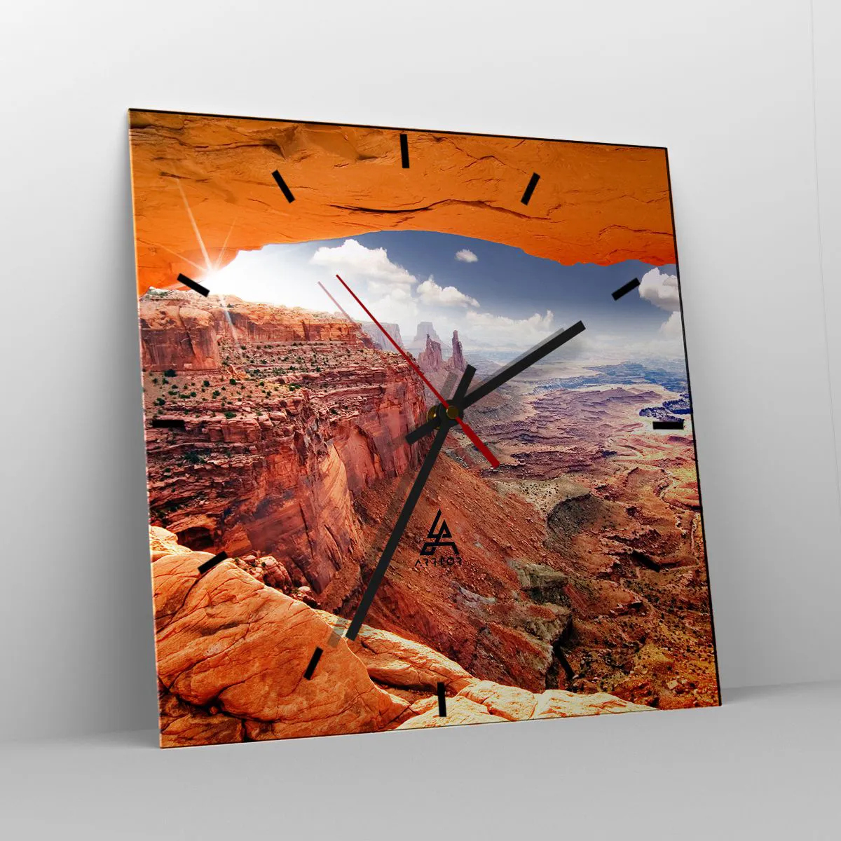 Nástenné hodiny - Vytesané samotnou prírodou - 30x30 cm