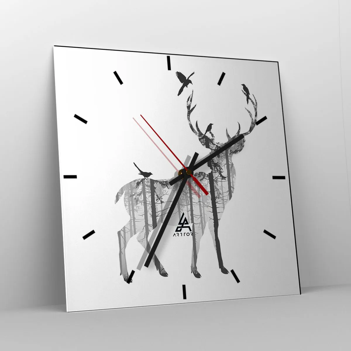 Wanduhr - Glasuhr - Silhouette eines Hirsches mit Wald und Vögeln - 30x30cm - Guter Waldgeist - Moderne Wanddekoration für Wohnzimmer und Schlafzimmer ARTTOR