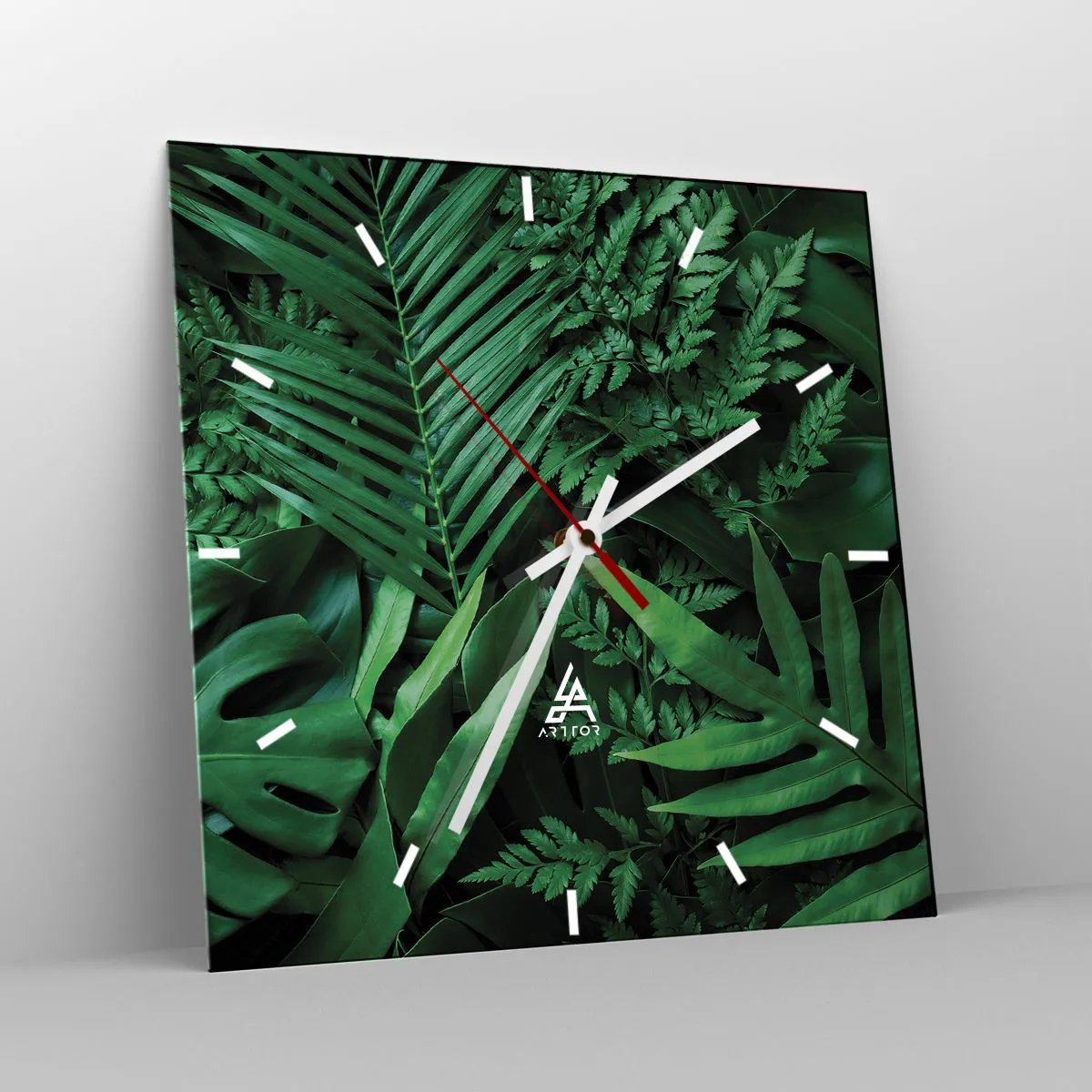 Wandklok - Klok - Ineengedoken in het groen - 30x30 cm