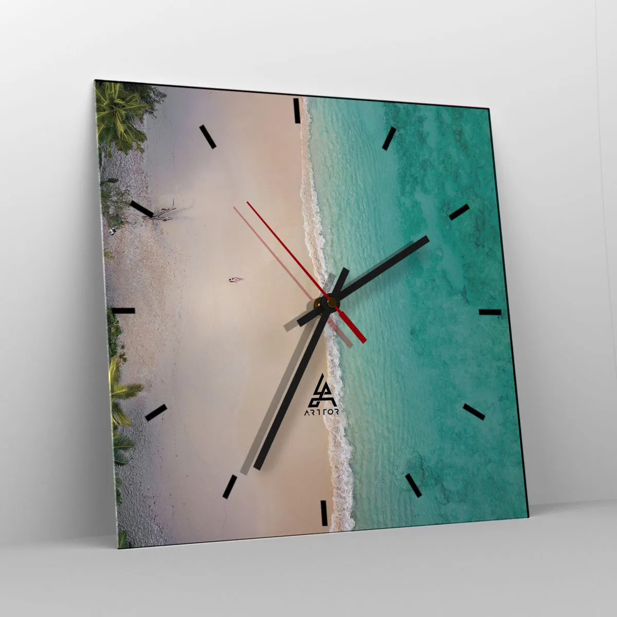 Zegar ścienny - Tropikalna plaża z turkusową wodą z lotu ptaka - 30x30cm - Rajska plaża - Nowoczesna dekoracja ścienna do salonu i sypialni ARTTOR