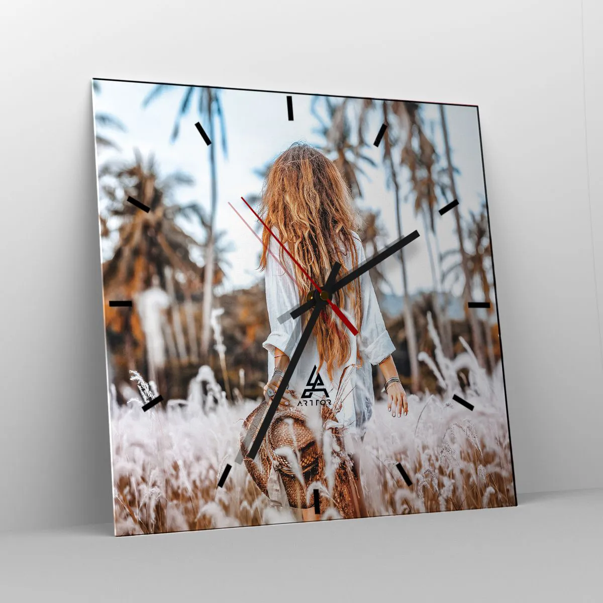 Wall clock - Clock on glass - Born from Grass Fluff - 30x30 cm