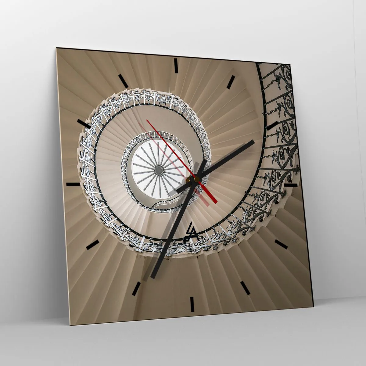 Ceas de perete - Ceas pe sticlă - În interiorul cochiliei - 30x30 cm