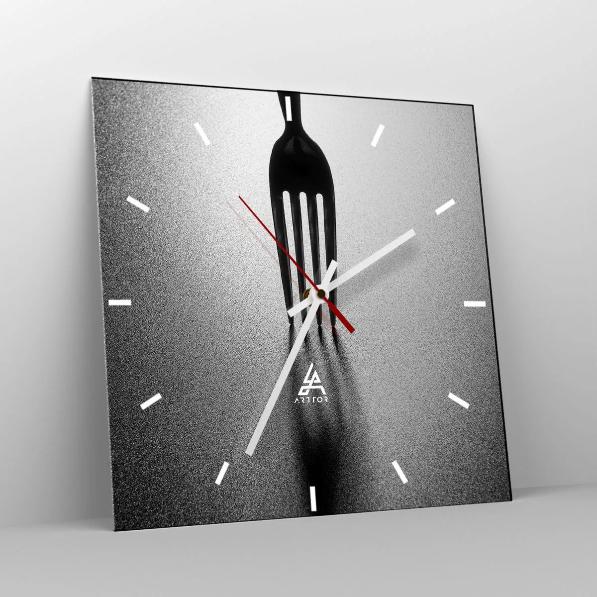 Reloj de pared - Reloj de vidrio - Una versión minimalista de un tenedor en blanco y negro con juego de sombras. - 30x30cm - Luz y sombra - Decoración de pared moderna para salón y dormitorio ARTTOR