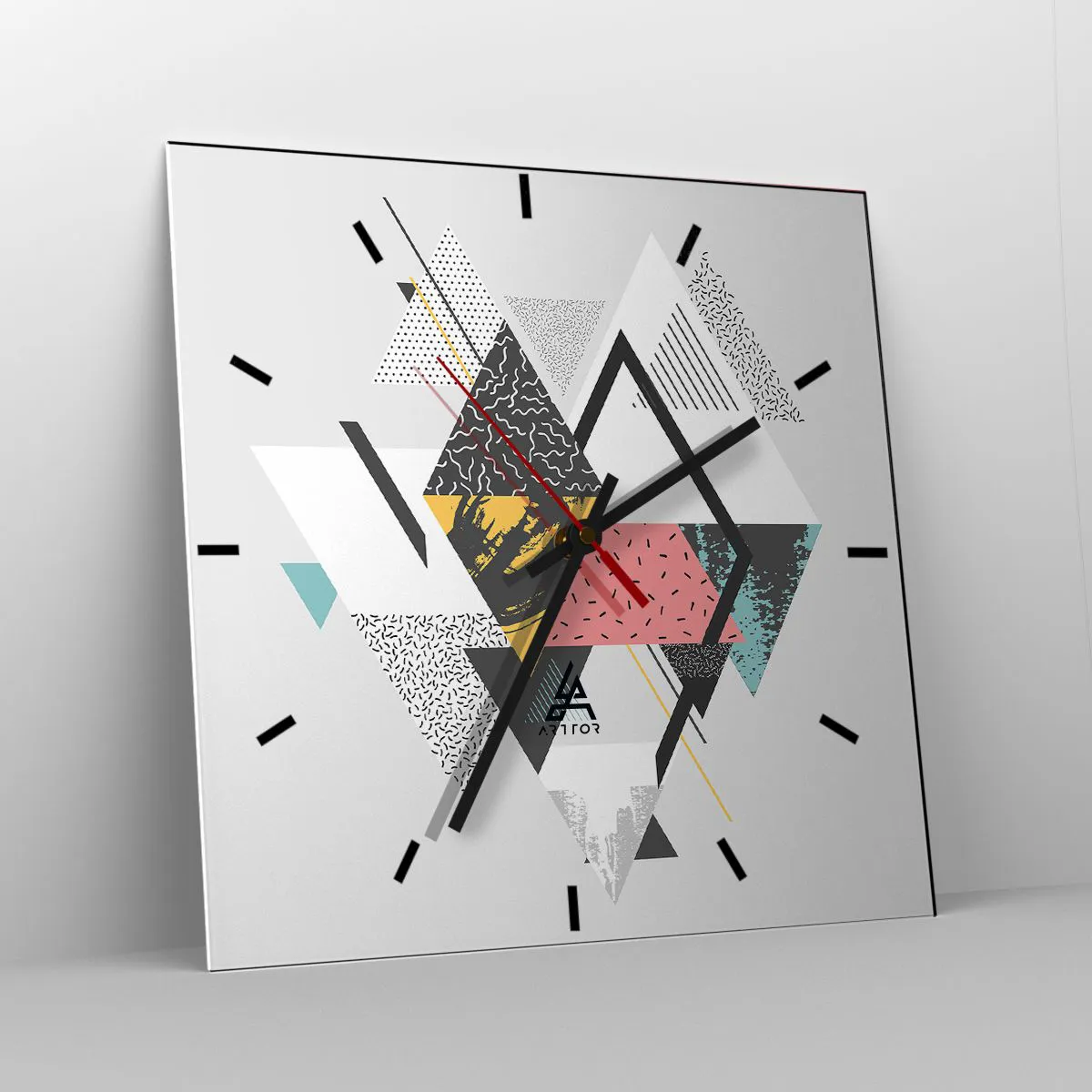 Relógio de parede - Relógio em vidro - Variações do triângulo e losango - 40x40 cm