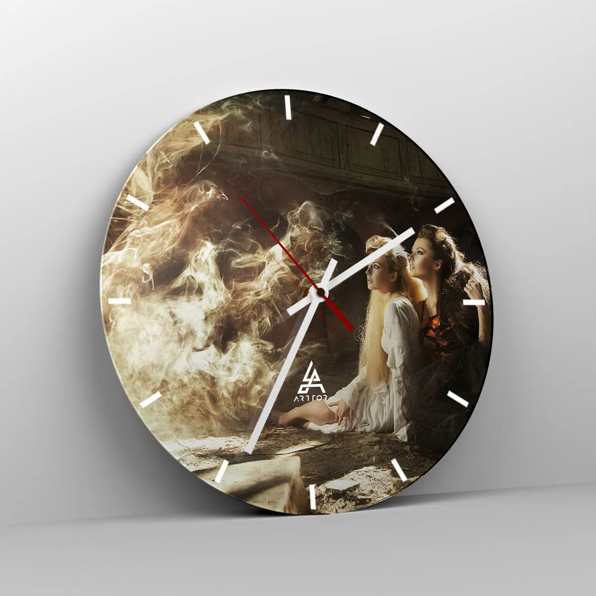 Wanduhr - Glasuhr - Zwei Frauen, umgeben von einem magischen Glanz - 30x30cm - Und es gab Poesie - Moderne Wanddekoration für Wohnzimmer, Küche und Schlafzimmer ARTTOR
