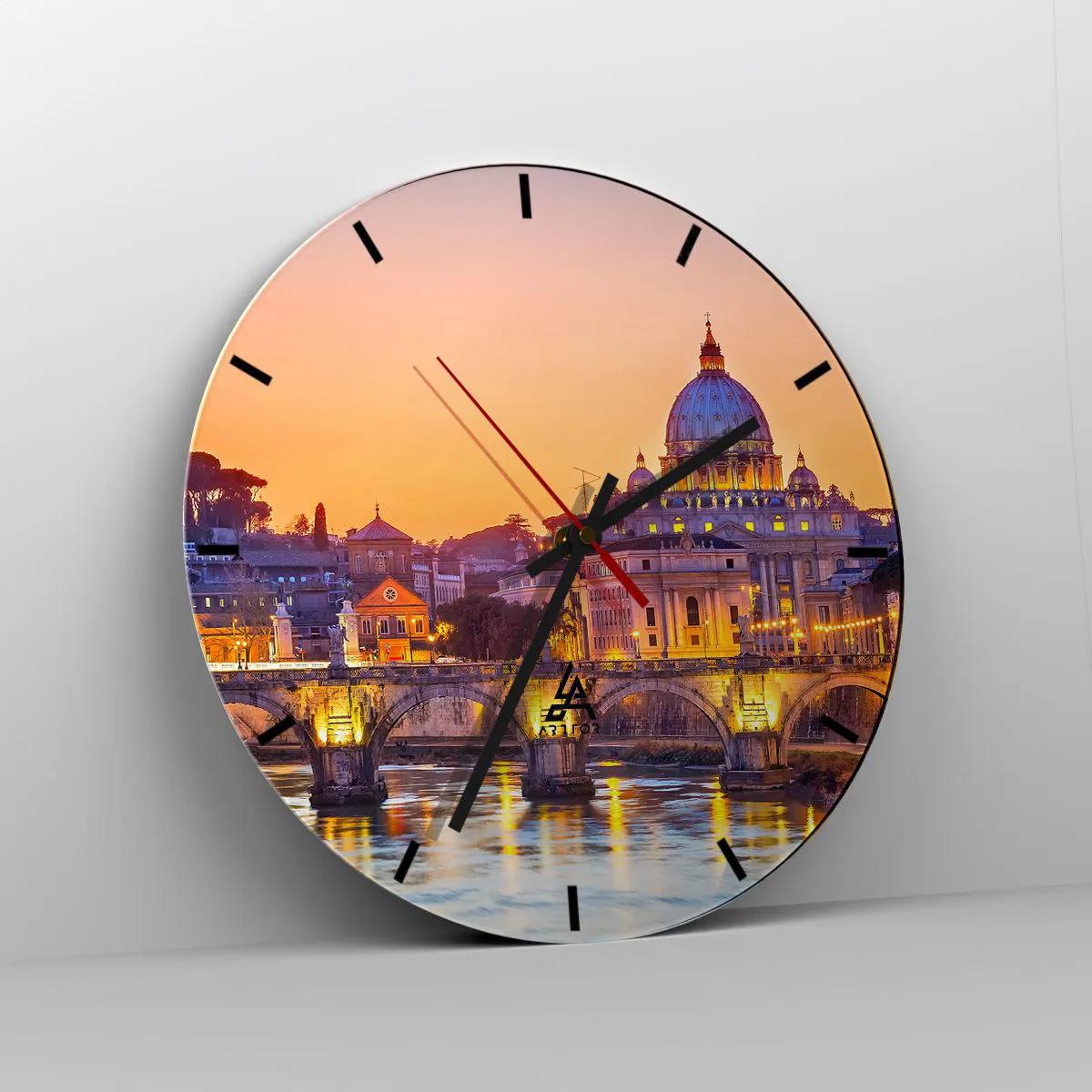 Reloj de pared - Reloj de vidrio - Panorama de Roma con la Basílica de San Pedro al atardecer - 30x30cm - Crepúsculo sobre la Ciudad Eterna - Decoración de pared moderna para salón, cocina y dormitorio ARTTOR