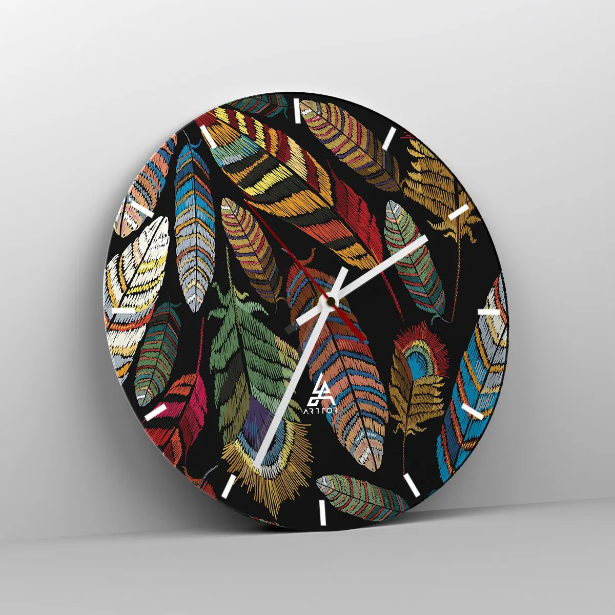 Nástenné hodiny - Farebné perie na čiernom pozadí v etnickom štýle - 30x30cm - Vtáčí karneval - Moderná nástenná dekorácia do obývacej izby, kuchyne a spálne ARTTOR