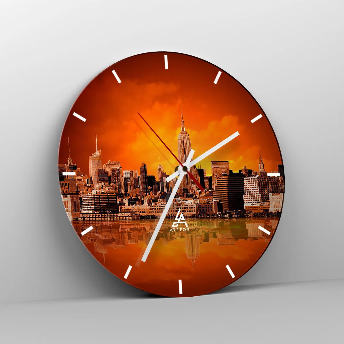 Ceas de perete - Ceas pe sticlă - Panorama unui oraș mare în galben și maro - 40x40 cm