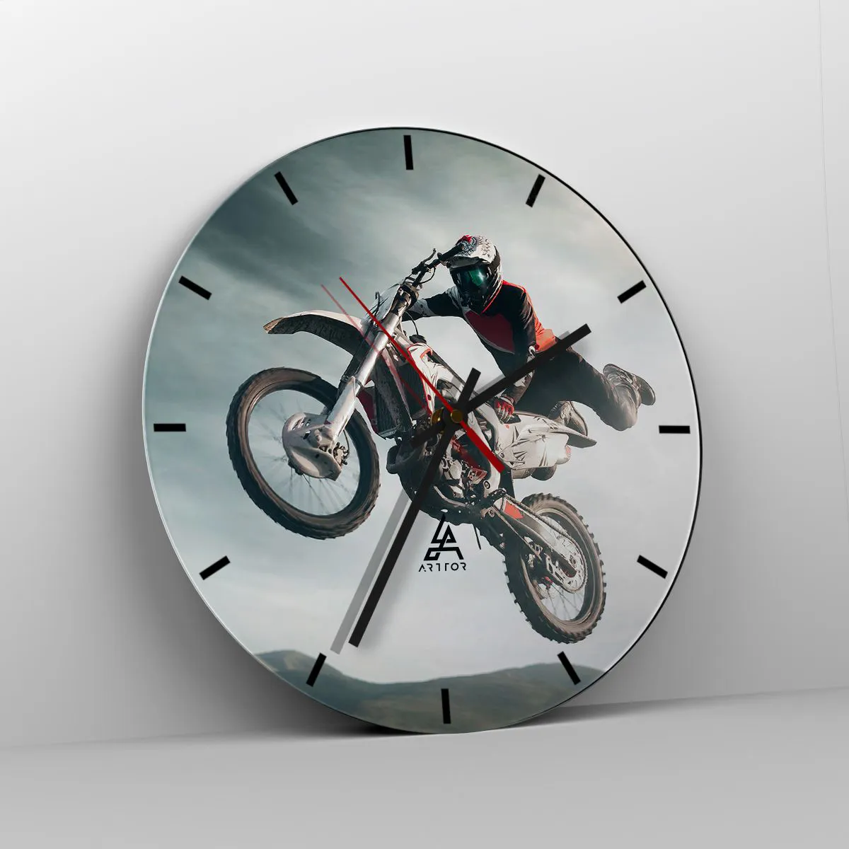 Väggklocka - Klocka på glas - No risk, no fun - 40x40 cm