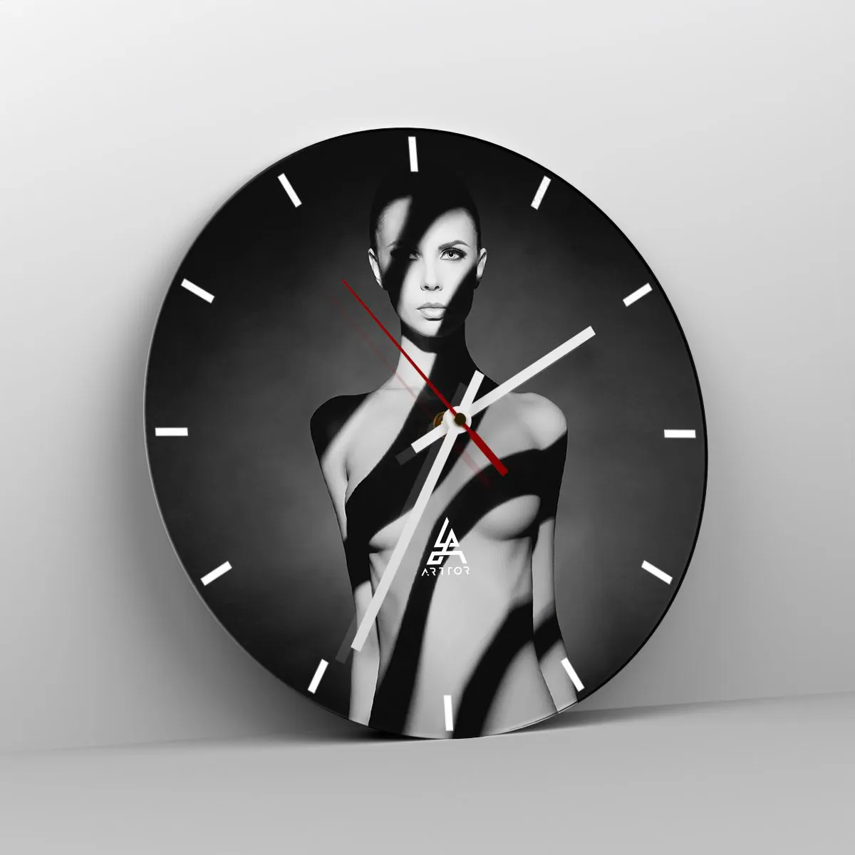 Vægur, Uret - I blænding og skygge - 40x40 cm