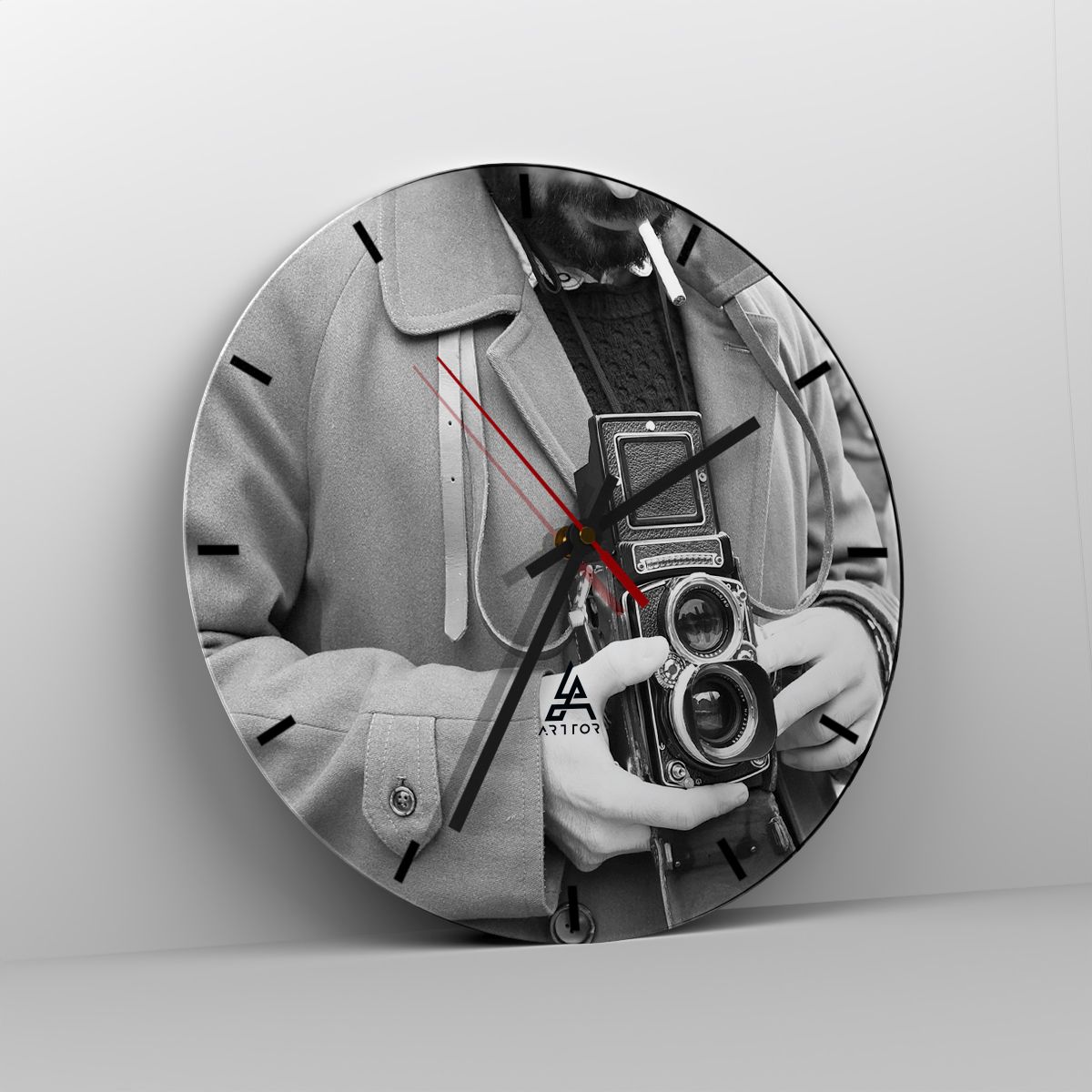 Orologio da parete Arttor - Nel vecchio cinema - Quadrante con numeri,  Forma: Cerchio - 40x40 cm - Proiettore Cinematografico, Vintage ▾,  Telecamera