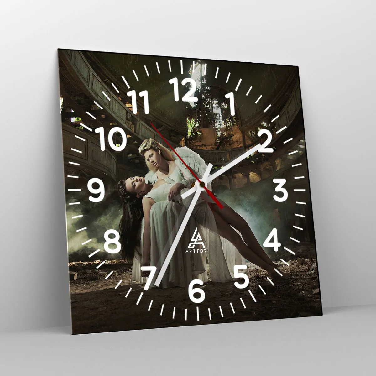 Horloge murale - Pendule murale - L'esprit du théâtre ancien - 30x30 cm