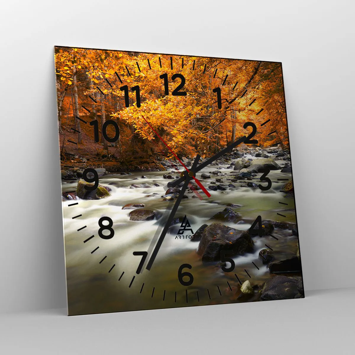 Ceas de perete - Ceas pe sticlă - Un pârâu într-o pădure de aur - 30x30 cm