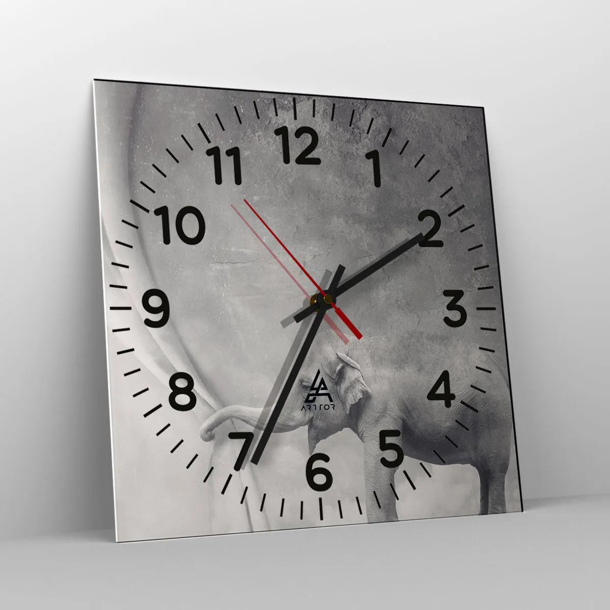 Zegar ścienny - Odsłonić tajemnicę - 30x30 cm