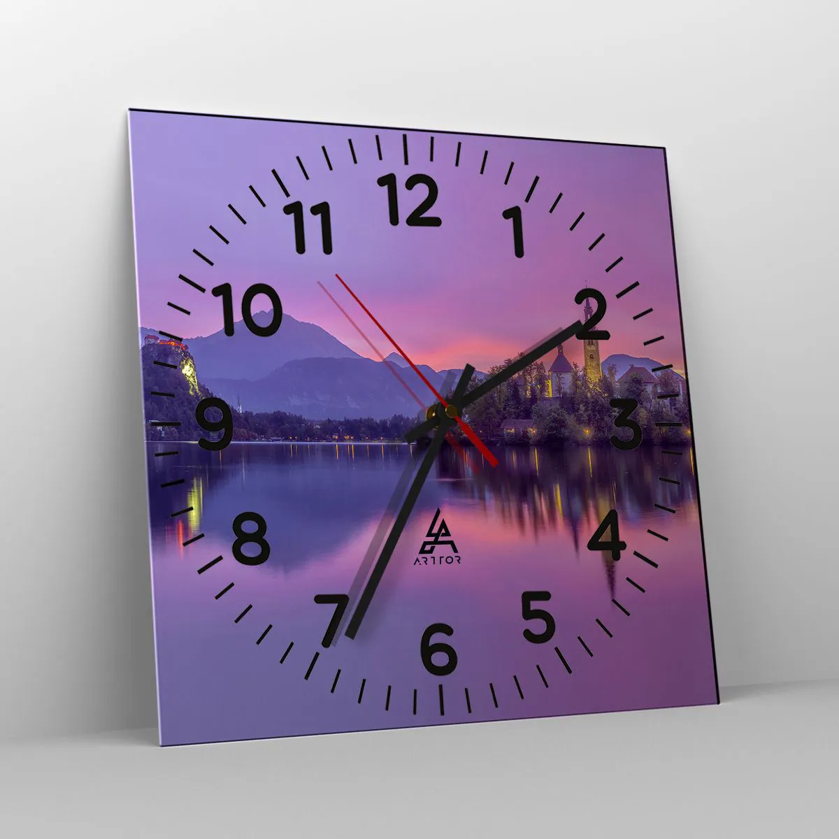 Wanduhr - Glasuhr - Eine märchenhafte Insel in der Abenddämmerung - 30x30 cm