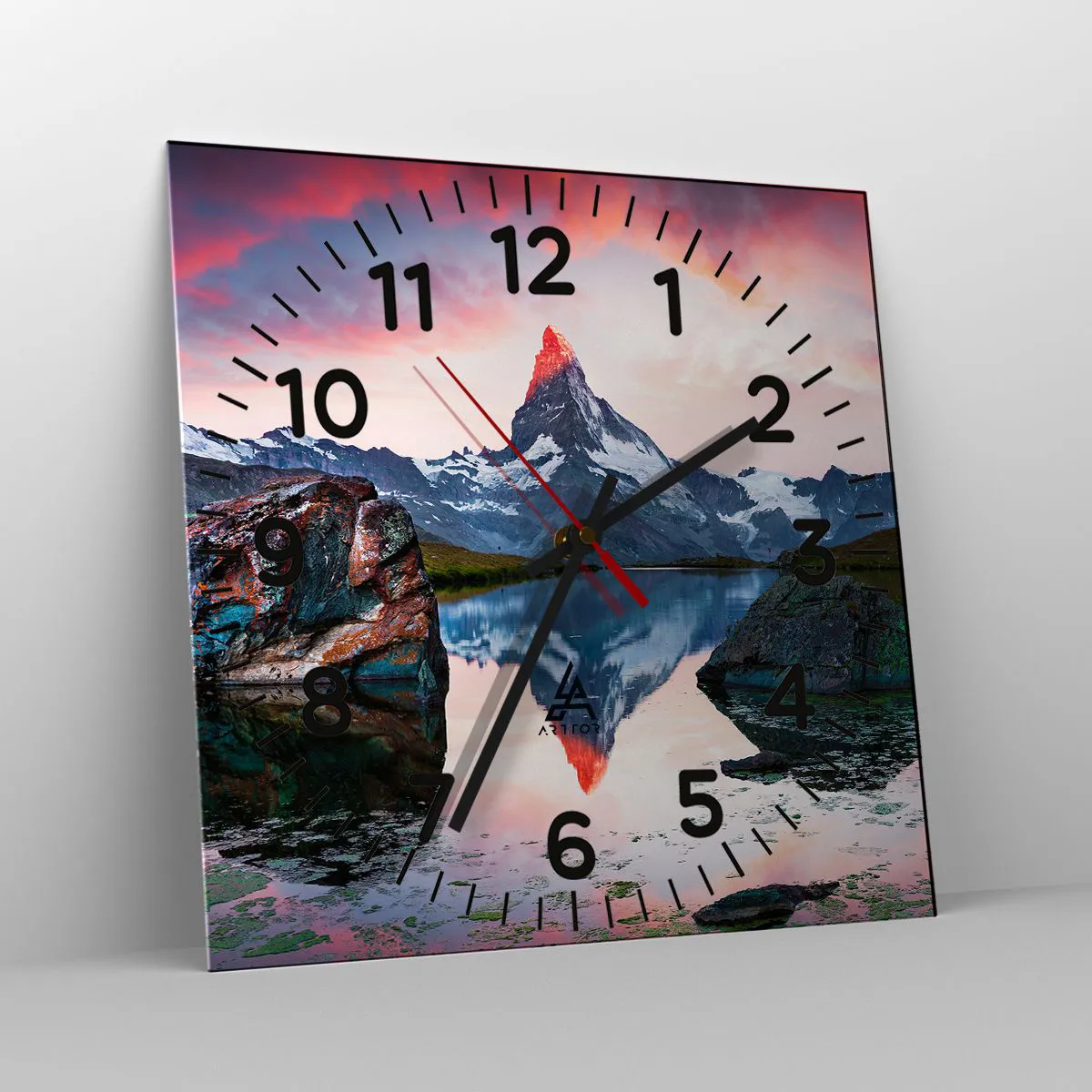 Ceas de perete - Ceas pe sticlă - Inima munților este fierbinte - 30x30 cm
