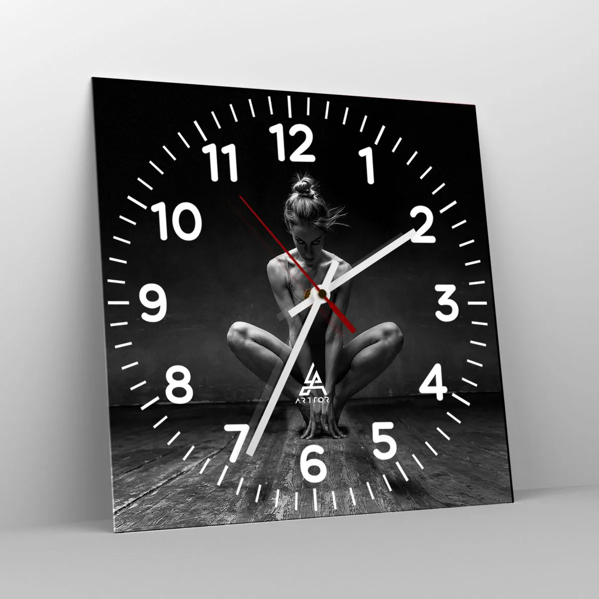 Ceas de perete - Ceas pe sticlă - Energie de dans concentrată - 30x30 cm