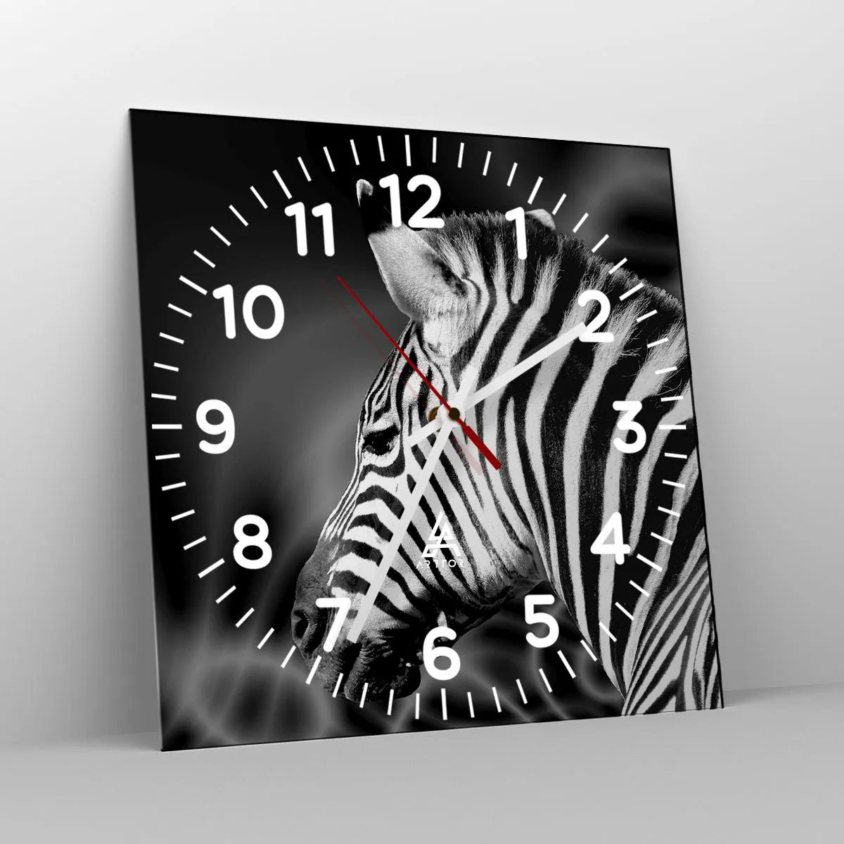 Vægur, Uret - Hvid er hvid og sort er sort - 40x40 cm