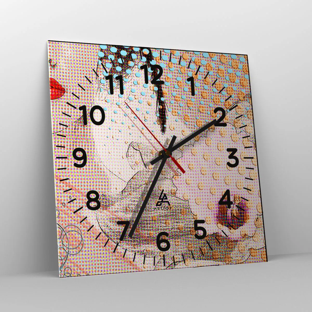 Wanduhr - Glasuhr - Comic-Heldin - 40x40 cm