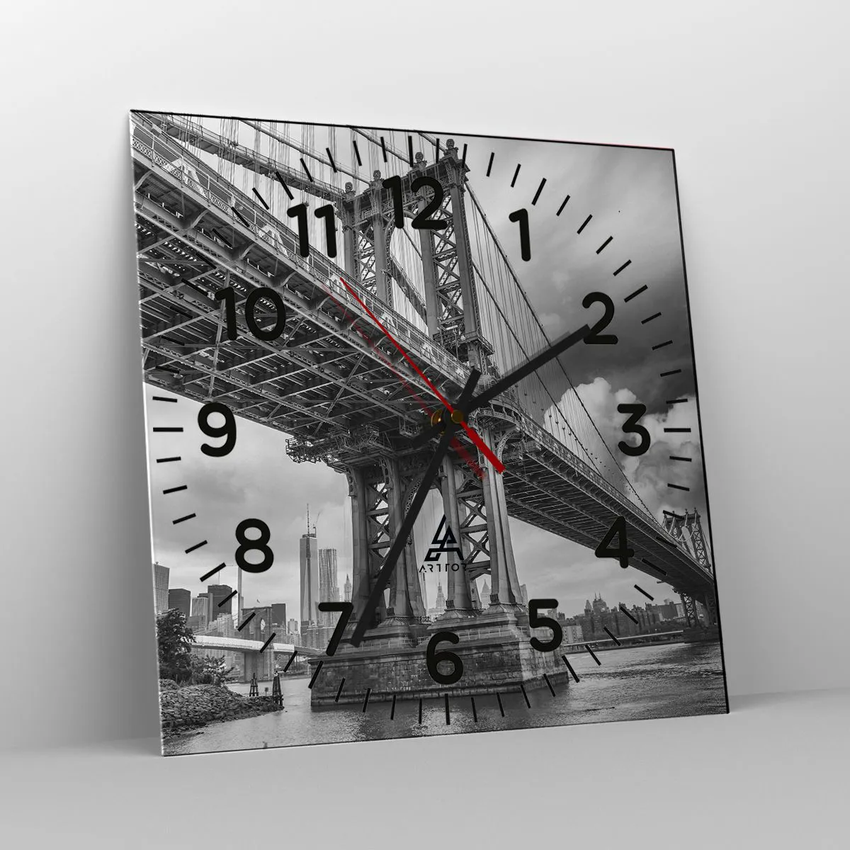 Ceas de perete - Ceas pe sticlă - Spre inima orașului - 40x40 cm