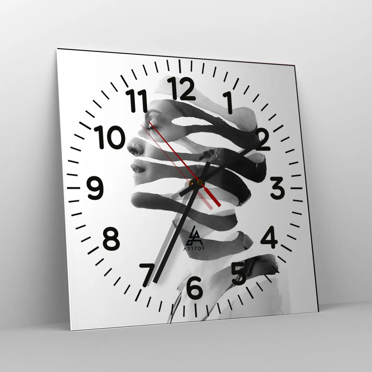 Relógio de parede - Relógio em vidro - Retrato surrealista - 40x40 cm