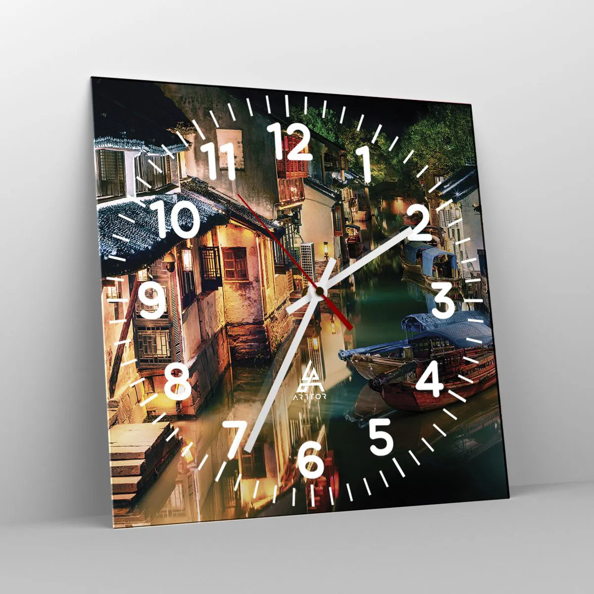 Wanduhr - Glasuhr - Ein Abend auf einer chinesischen Straße - 40x40 cm