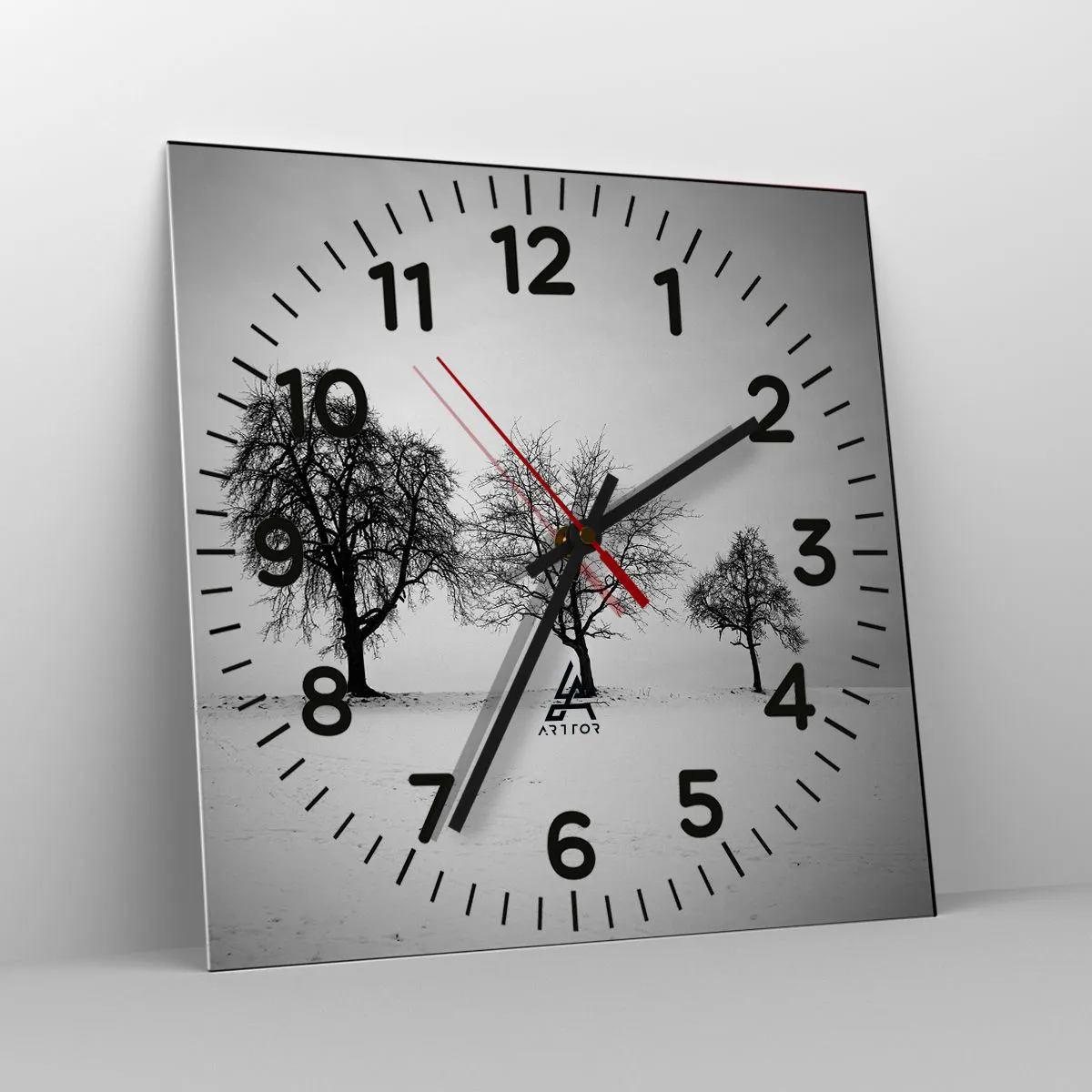 Ceas de perete - Ceas pe sticlă - La ce visează? - 40x40 cm