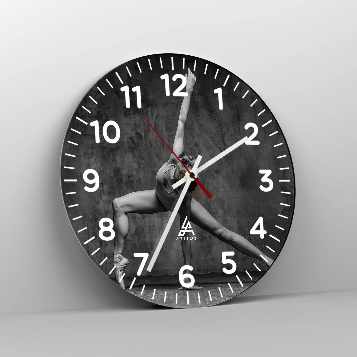 Relógio de parede - Relógio em vidro - O equilíbrio ideal - 30x30 cm