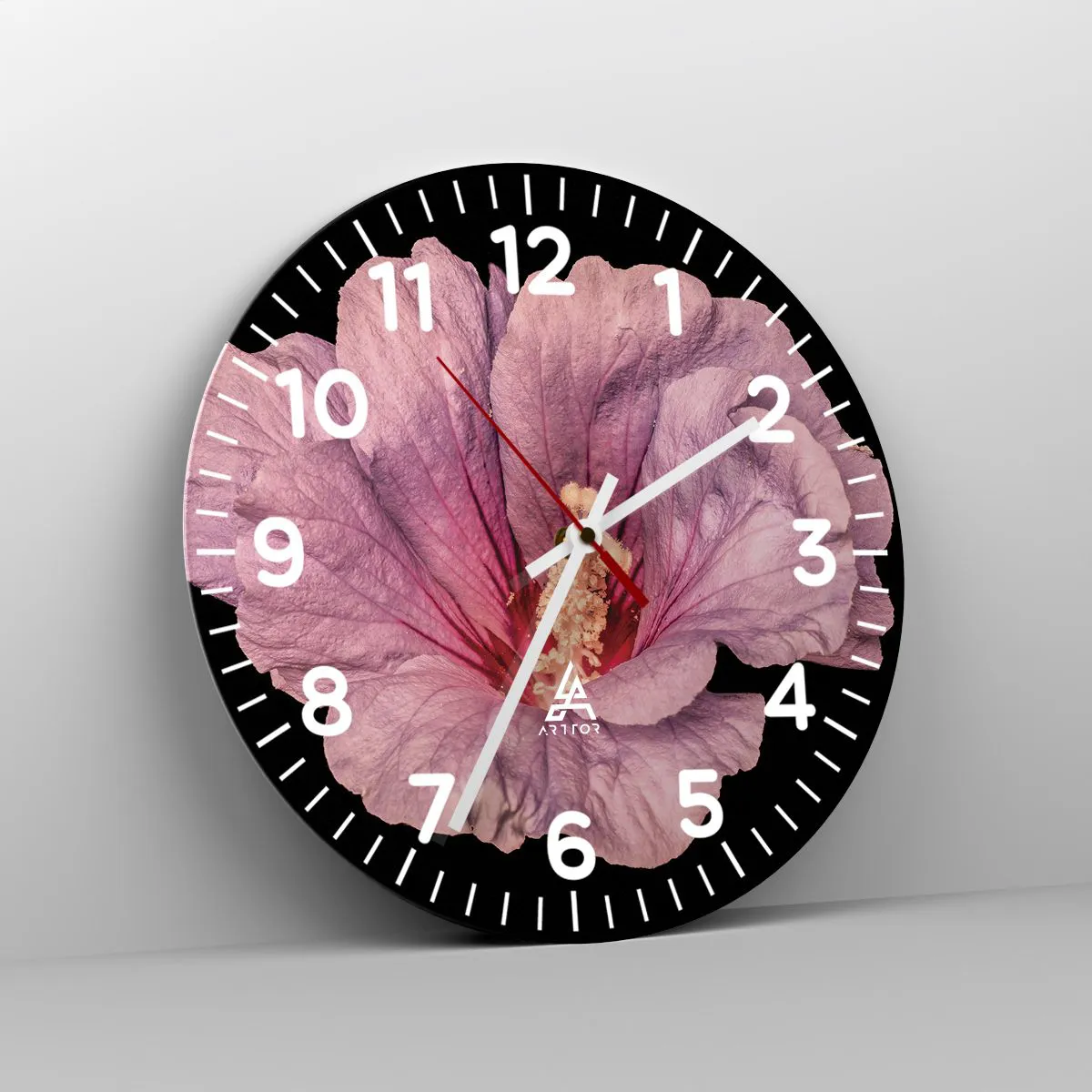 Väggklocka - Klocka på glas - Rakt till hjärtat - 40x40 cm