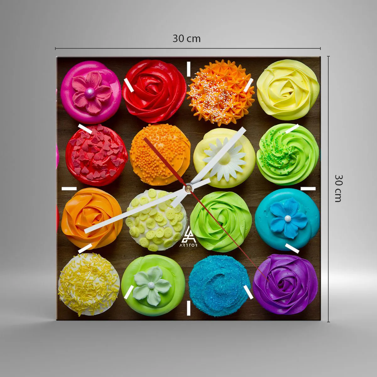 Zegar ścienny - Kolorowe babeczki z dekoracjami w pastelach - 30x30cm - Każde inne - wszystkie pyszne - Nowoczesna dekoracja ścienna do salonu i sypialni ARTTOR