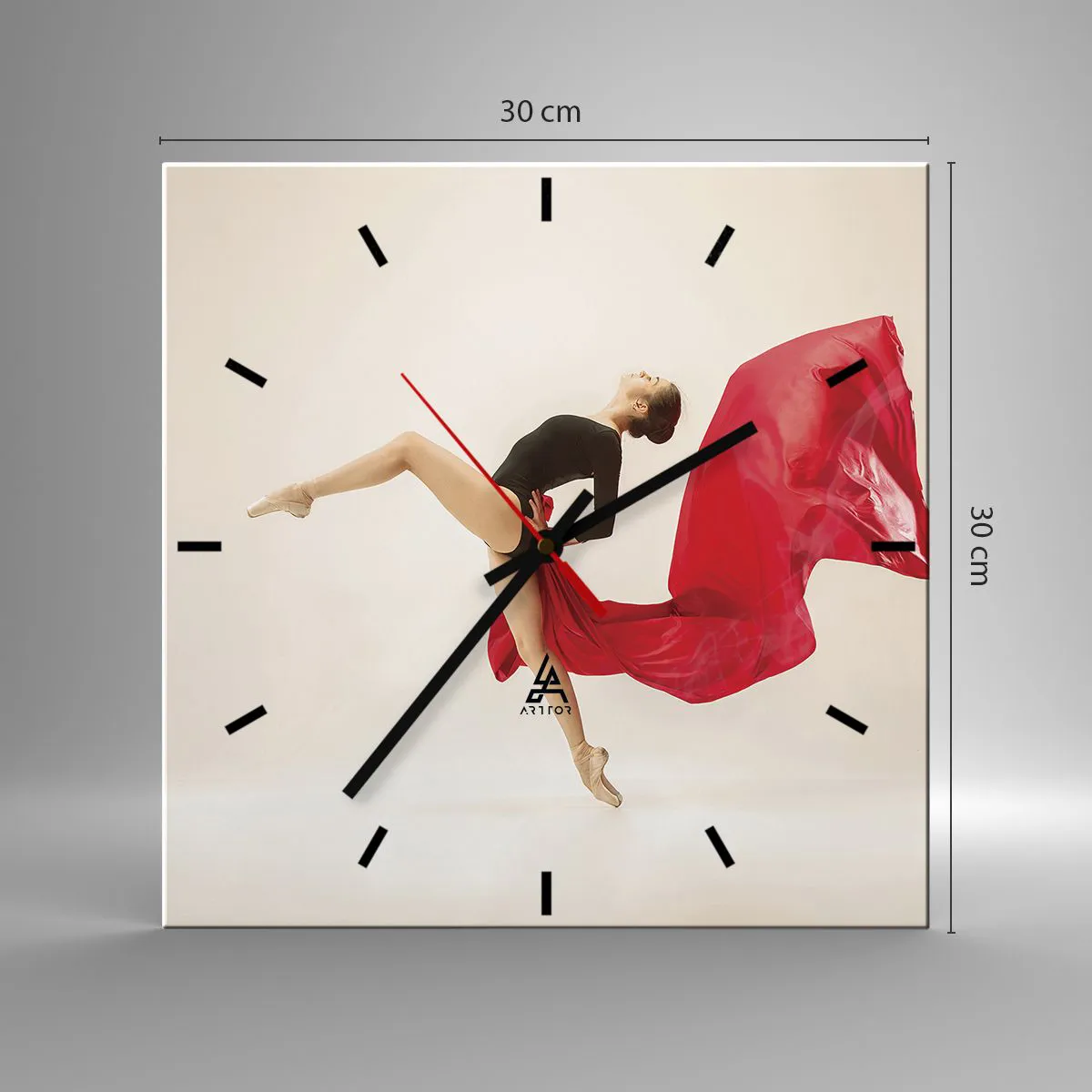 Wanduhr - Glasuhr - Eine dynamische Tänzerin in schwarzem Outfit und rotem Stoff in Bewegung. - 30x30cm - Rot und Schwarz - Moderne Wanddekoration für Wohnzimmer und Schlafzimmer ARTTOR