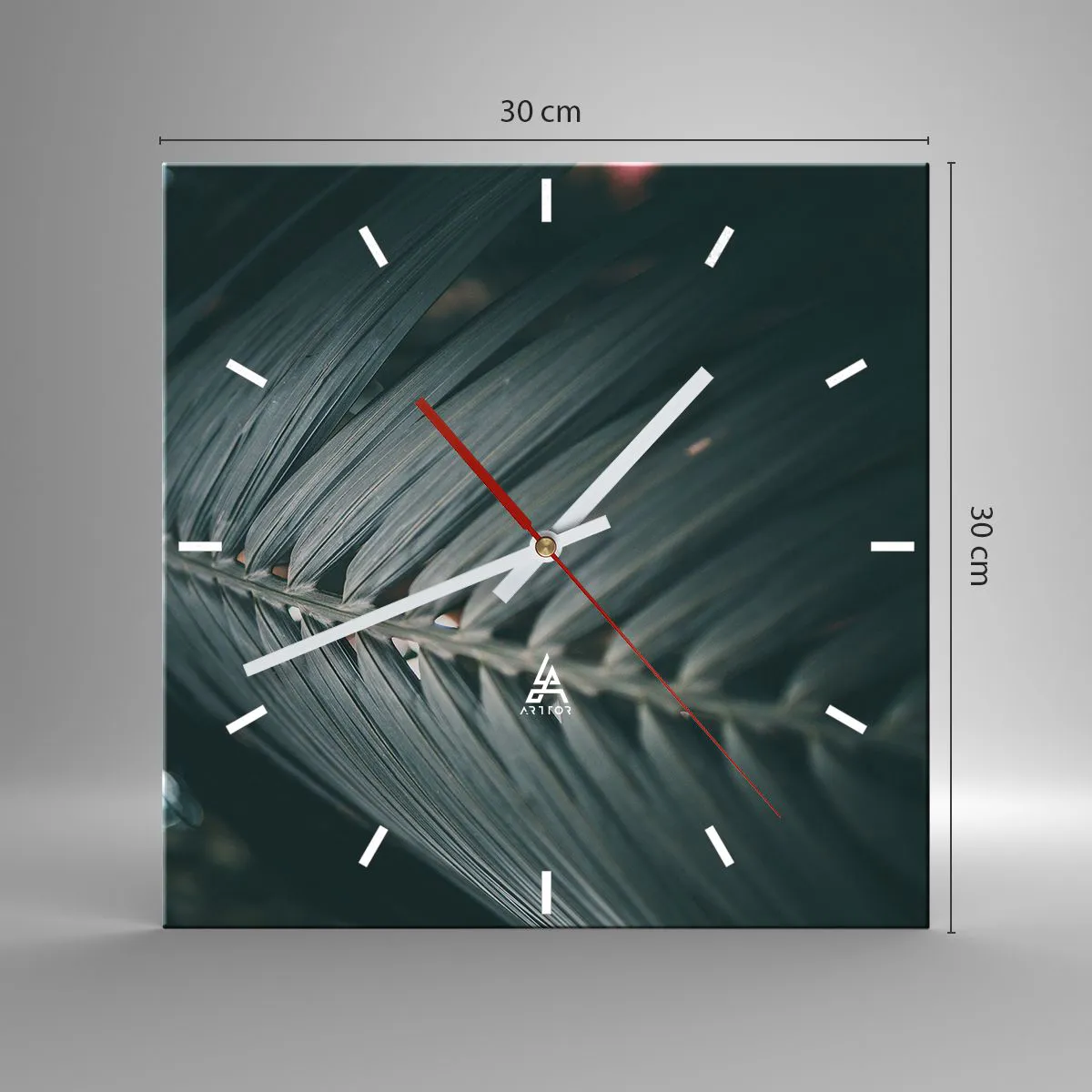 Wanduhr - Glasuhr - Nahaufnahme eines dunkel getönten Palmblattdetails - 30x30cm - Die Präzision der Natur - Moderne Wanddekoration für Wohnzimmer und Schlafzimmer ARTTOR