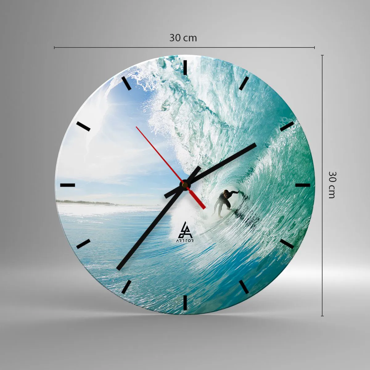 Ceas de perete - Ceas pe sticlă - Surfer într-un tunel de apă pe un cer albastru - 30x30cm - Întotdeauna pe val - Decorațiune modernă pentru perete pentru living, bucătărie și dormitor ARTTOR
