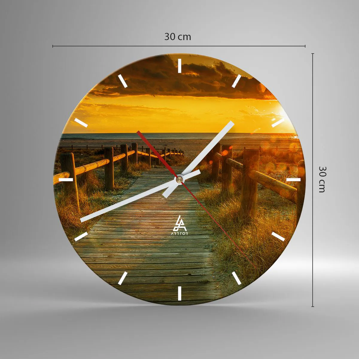 Väggklocka - Klocka på glas - Solnedgång över trästigen - 30x30cm - Doppade i gammalt guld - Modern väggdekoration för vardagsrum, kök och sovrum ARTTOR