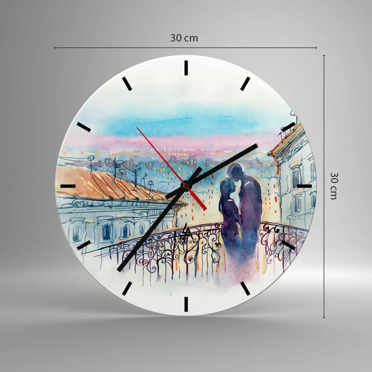 Vægur, Uret - Romantisk par på en balkon med udsigt over byen - 30x30cm - Parisiske elskere - Moderne vægdekoration til stue, køkken og soveværelse ARTTOR