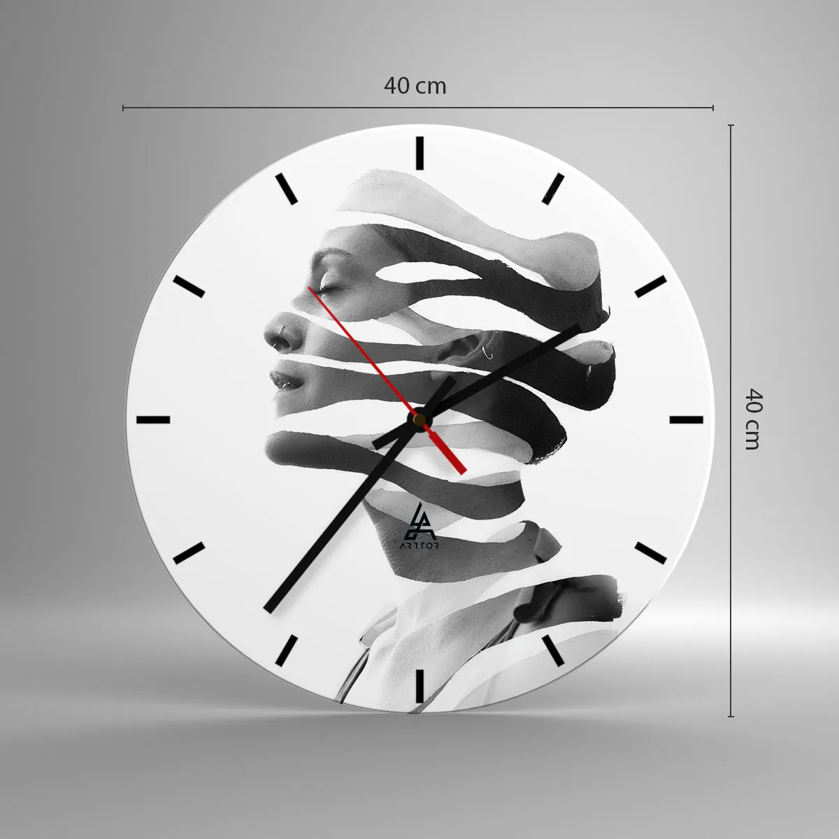Ceas de perete - Ceas pe sticlă - Un portret suprarealist - 40x40 cm