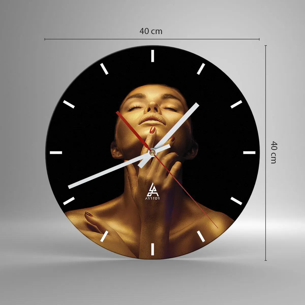 Väggklocka - Klocka på glas - Som guldsilke - 40x40 cm