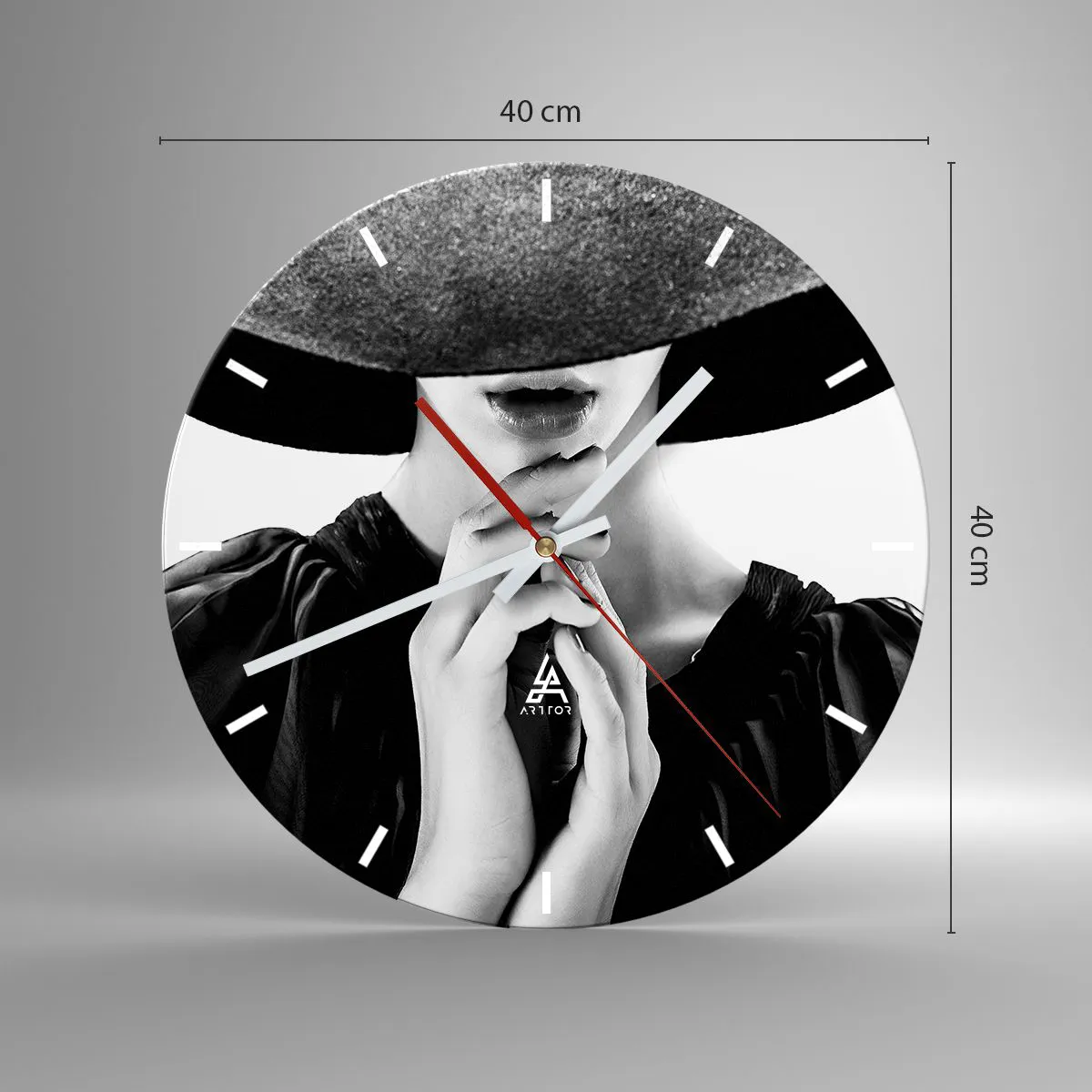 Wall clock - Clock on glass - Hidden Beauty - 40x40 cm