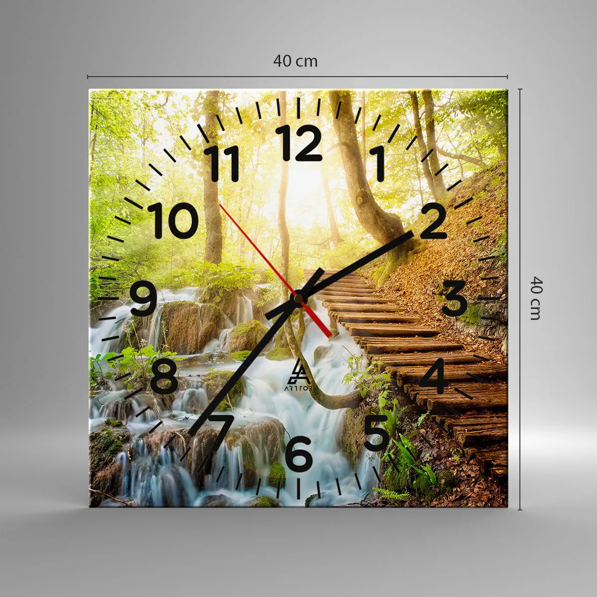 Zegar ścienny - Upragniony chłód - 40x40 cm