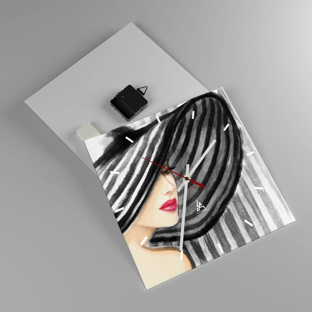 Zegar ścienny - Kobieta w kapeluszu w czarno-białym stylu z czerwonym akcentem - 30x30cm - Gdzie ciebie szukać? - Nowoczesna dekoracja ścienna do salonu i sypialni ARTTOR