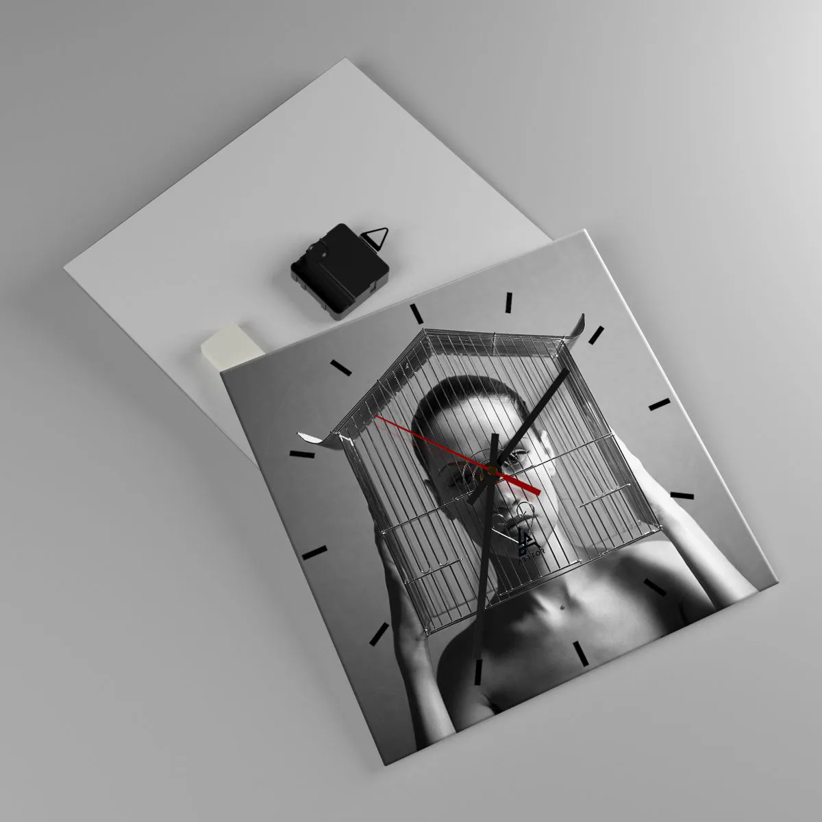 Ceas de perete - Ceas pe sticlă - Un portret oarecum suprarealist - 30x30 cm