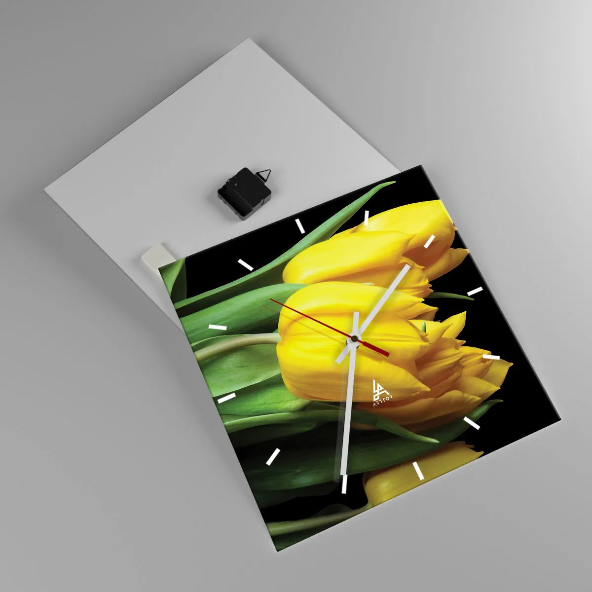 Zegar ścienny - Powstały z czystego słońca - 40x40 cm