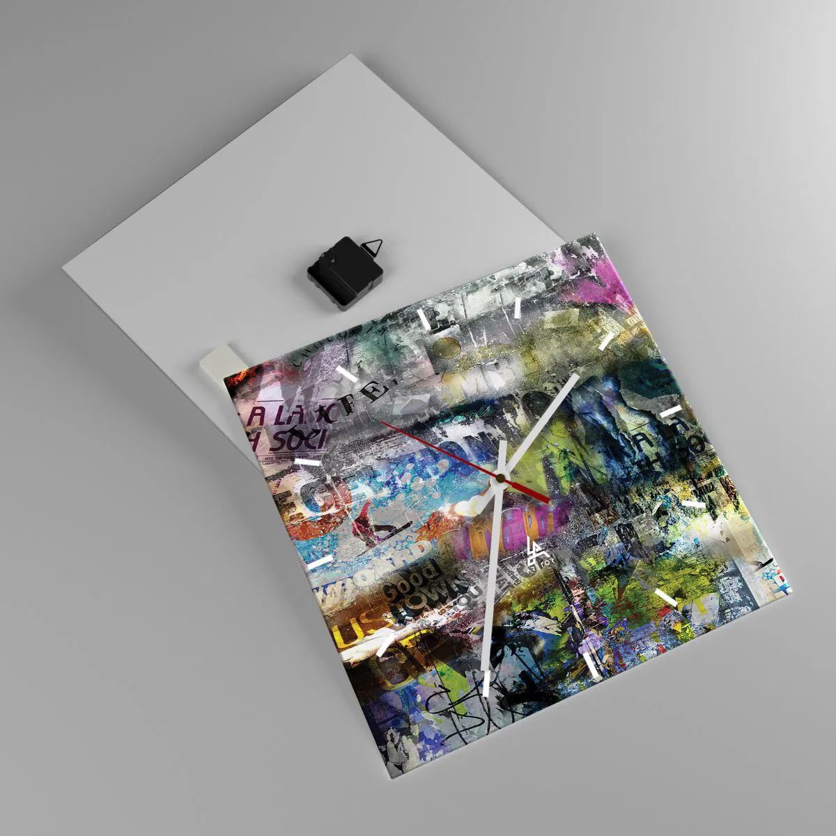 Väggklocka - Klocka på glas - Collage med minnen - 40x40 cm