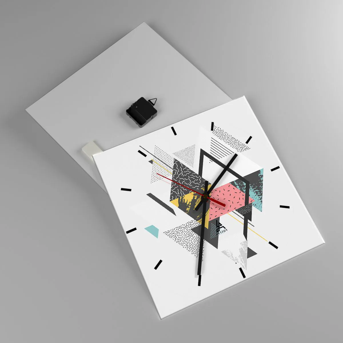 Relógio de parede - Relógio em vidro - Variações do triângulo e losango - 40x40 cm