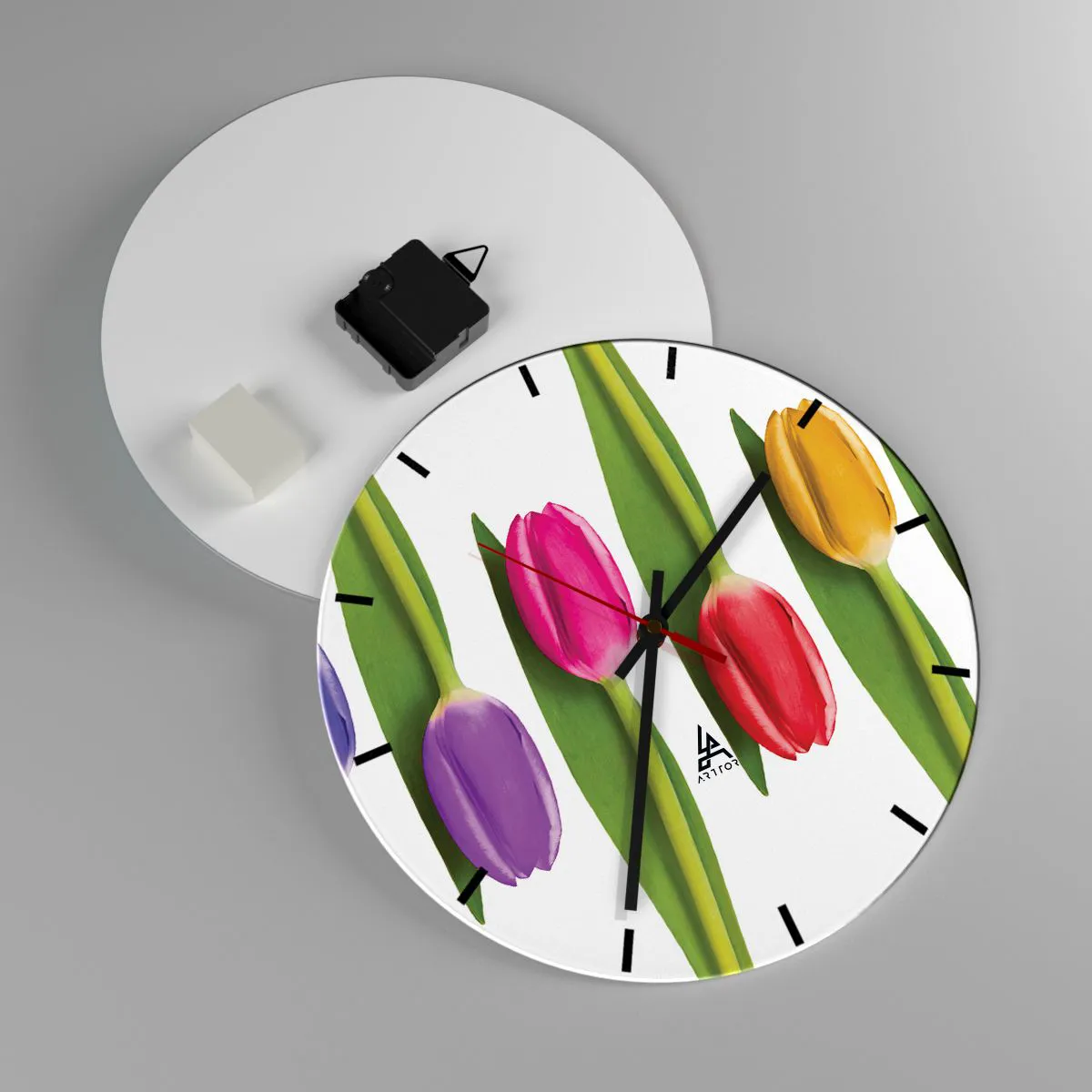 Ceas de perete - Ceas pe sticlă - Lalele colorate pe fundal alb - 30x30cm - Compoziție curcubeu - Decorațiune modernă pentru perete pentru living, bucătărie și dormitor ARTTOR