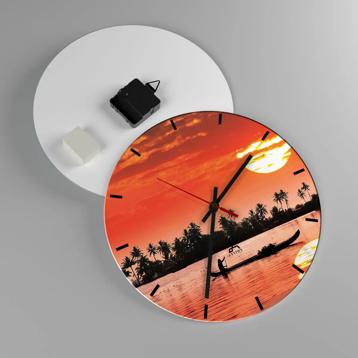 Relógio de parede - Relógio em vidro - Um barco com o pôr do sol tropical como pano de fundo - 30x30cm - A calma dos trópicos ao pôr do sol - Decoração de parede moderna para a sala de estar, cozinha e quarto ARTTOR