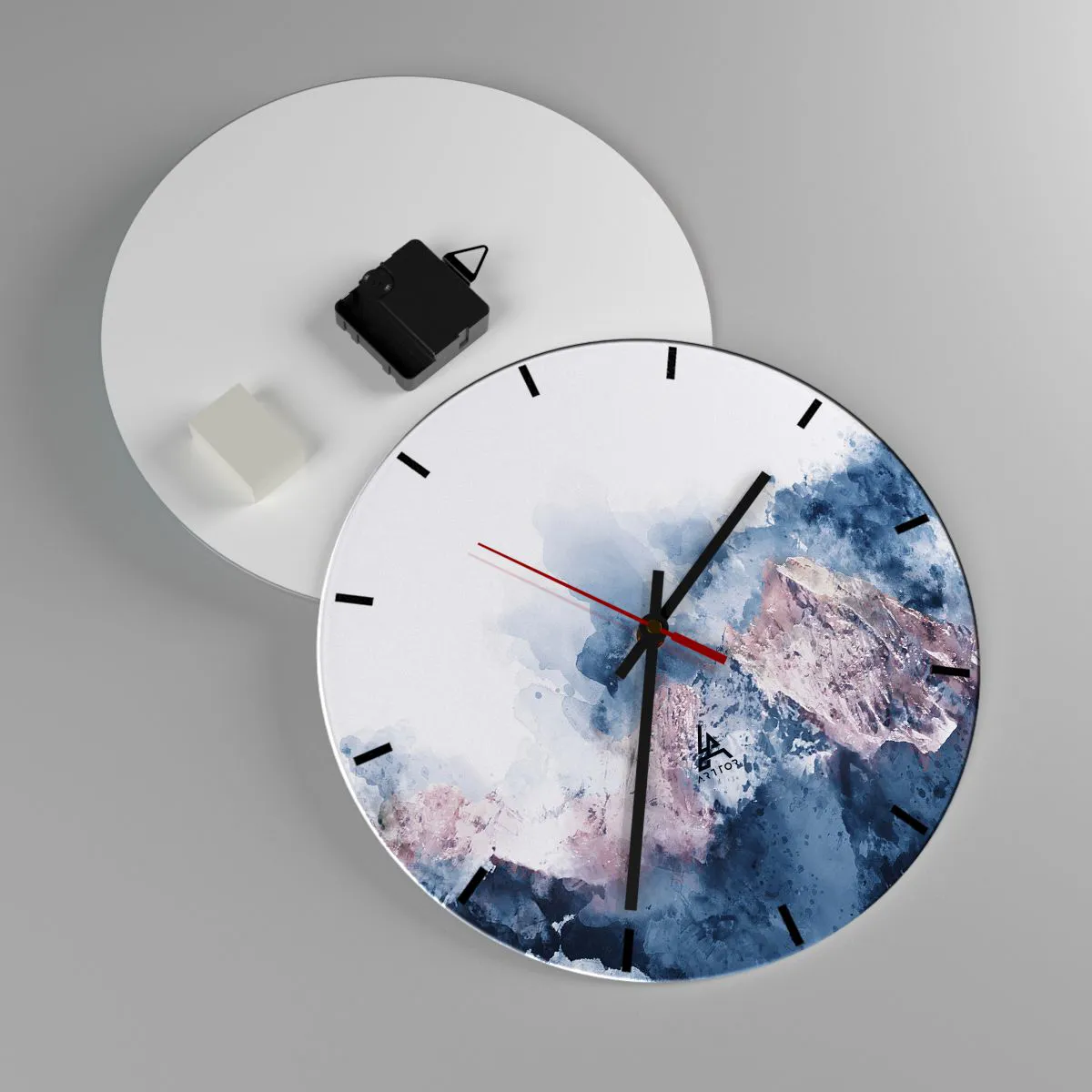 Väggklocka - Klocka på glas - En målerisk skildring av berg i nyanser av blått och rosa. - 30x30cm - Det är toppen! - Modern väggdekoration för vardagsrum, kök och sovrum ARTTOR