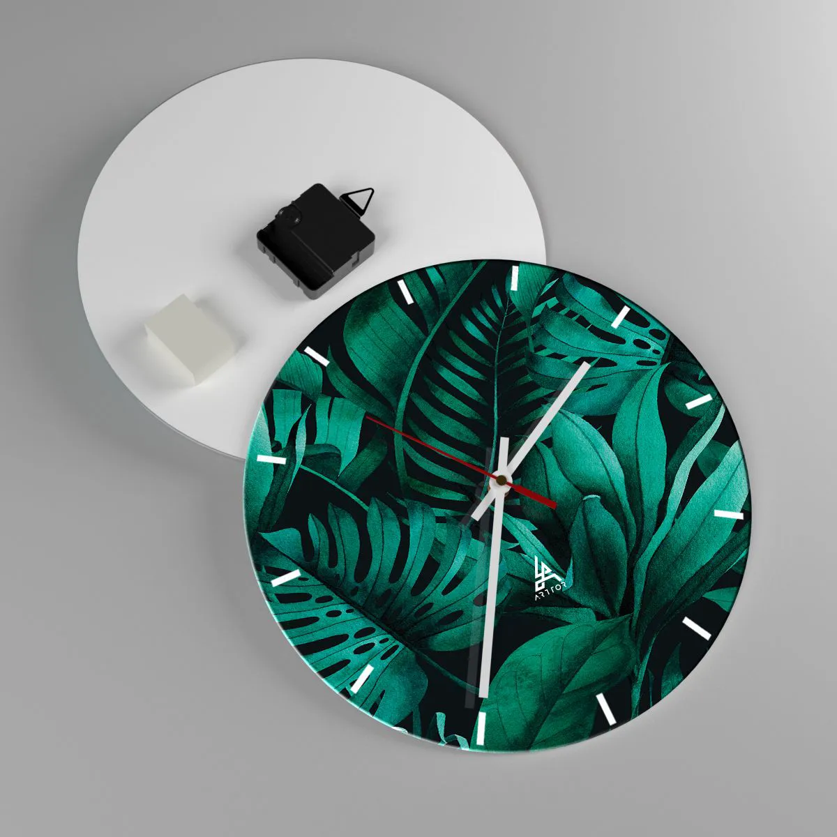 Reloj de pared - Reloj de vidrio - Hojas verdes tropicales sobre un fondo oscuro. - 30x30cm - Profundidad del verde tropical - Decoración de pared moderna para salón, cocina y dormitorio ARTTOR